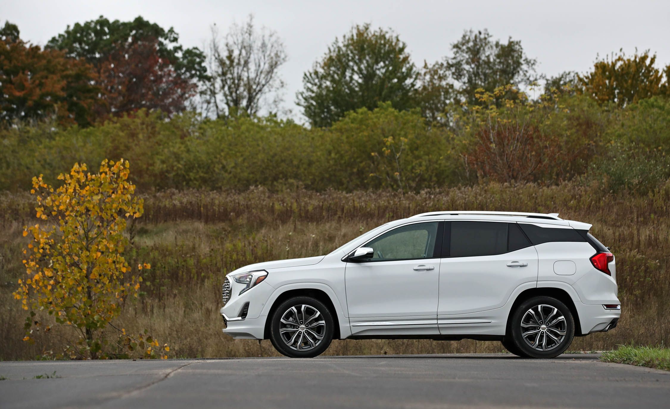 2018-GMC-Terrain-2.0T-107